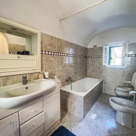Gionni By Interhome