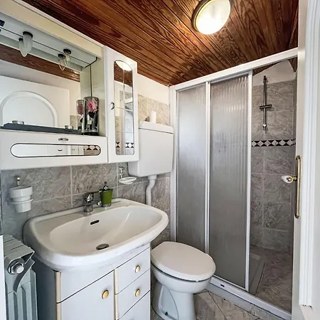 Gionni By Interhome * Pietrabruna