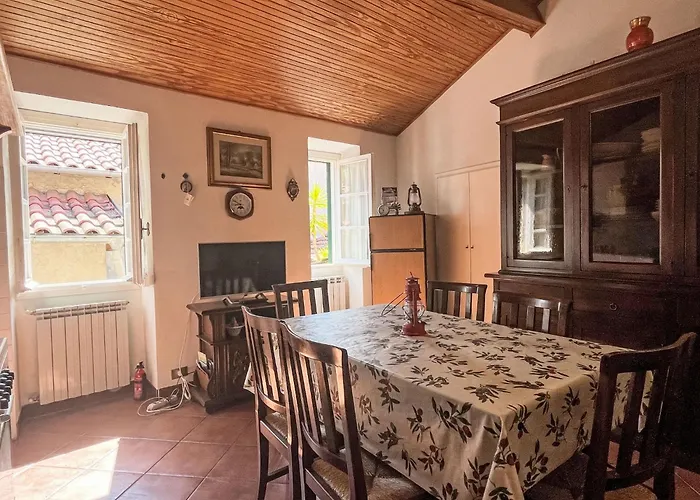 Semesterbostad Gionni By Interhome