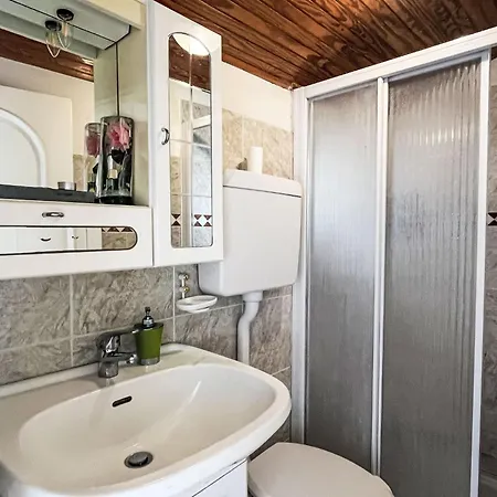 Vakantiehuis Gionni By Interhome *